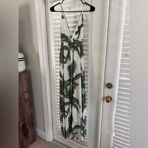 BaeVely Boutique Purchased Tropical Maxi Dress size small